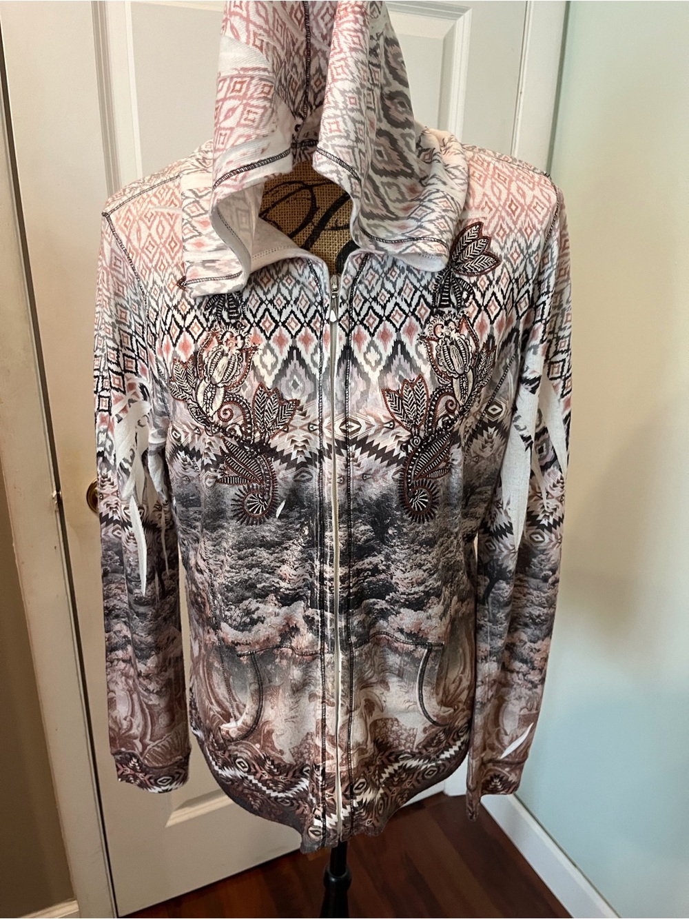 ONE WORLD Printed Hooded Zip Jacket in Pink, Gray and Brown